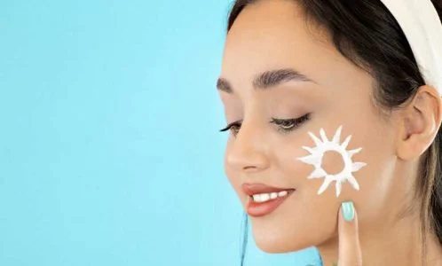 قیمت کرم ضد آفتاب رنگی لافارر برای پوست چرب