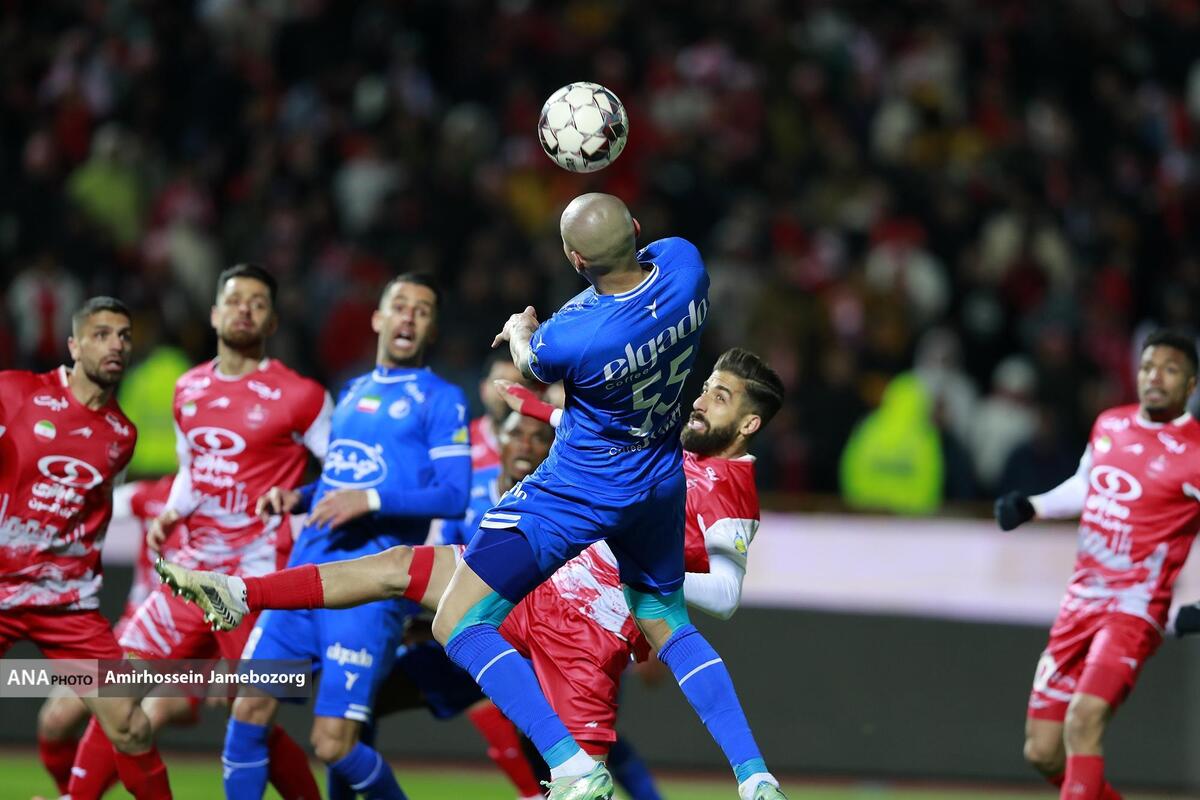 استقلال | پرسپولیس آشوبی: استقلال باید پاسخ قاطعی به پیشنهاد عجیب النصر بدهد پرسپولیس میتواند به قهرمانی امیدوار باشد